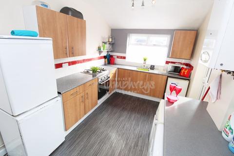 4 bedroom house share to rent - Harold Road, Southsea, PO4