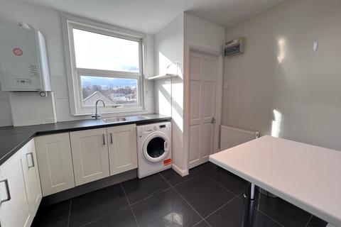 1 bedroom apartment to rent, Selsdon Road, South Croydon