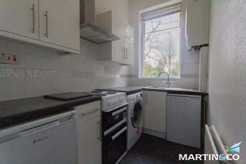 2 bedroom ground floor flat to rent, City Road, Edgbaston, B17