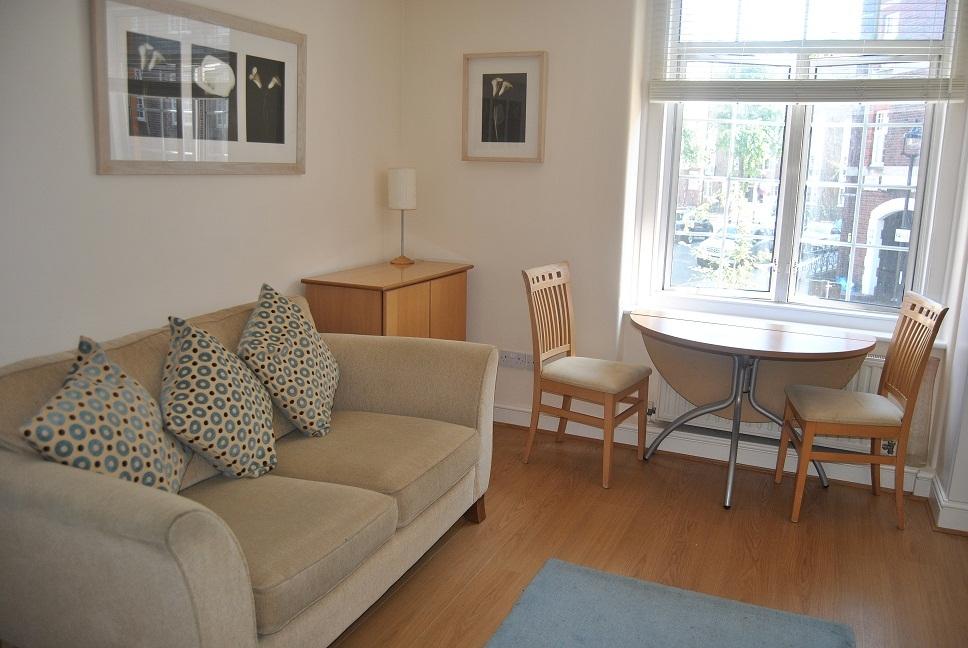 Marble Arch Apartments 2 Bed Apartment 275 Pcm 525 Pw Image 1 Of 6