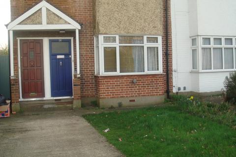 1 bedroom flat to rent, Harvey Road,  HOUNSLOW, TW4