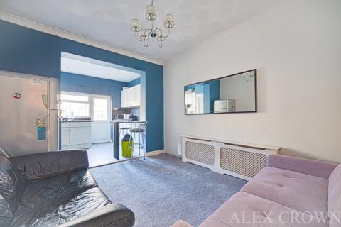 2 bedroom flat to rent, Hercules Street, Holloway