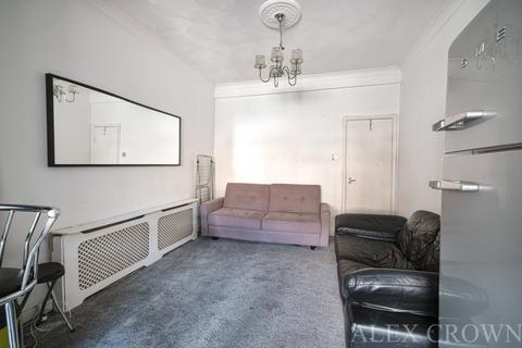 2 bedroom flat to rent, Hercules Street, Holloway