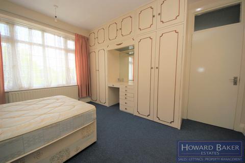 3 bedroom maisonette to rent, Watford Way, Hendon