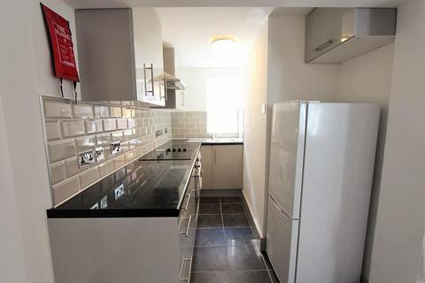 Studio to rent, Dowsett Road, Tottenham, London, N17