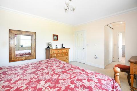 undefined, Tamarisk Way,  Weston Turville,  HP22