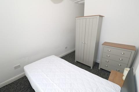undefined, Room  4 En-suite @ 95 Catherine Street, Crewe, CW2