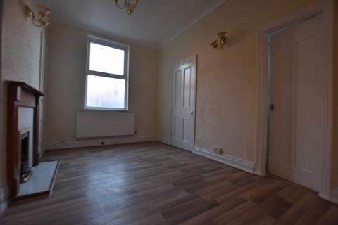 2 bedroom flat to rent, Nuthall Road, Nottingham