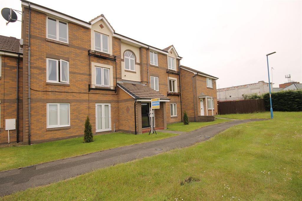 Gatesgarth Close, Bakers Mead, Hartlepool 2 bed apartment £360 pcm (£