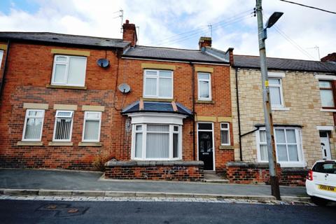 3 bedroom terraced house to rent, Clifford Terrace, Chester Le Street, Dh3