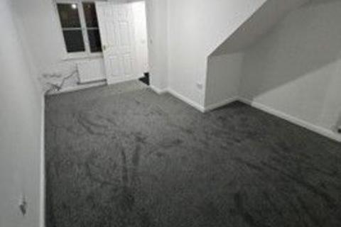 3 bedroom detached house to rent, Landscove Avenue, BD4