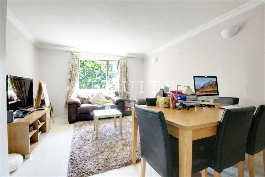 Links Side, Enfield, EN2 2 bed apartment £1,350 pcm (£312 pw)