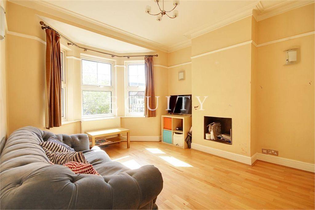 Bagshot Road, Enfield, EN1 3 bed terraced house £505,000