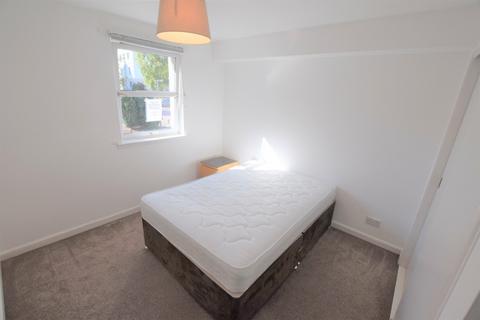 2 bedroom flat to rent, Littlejohn Street, City Centre, Aberdeen, AB10