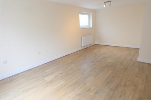 2 bedroom apartment to rent, The Stockyards, Gloucester