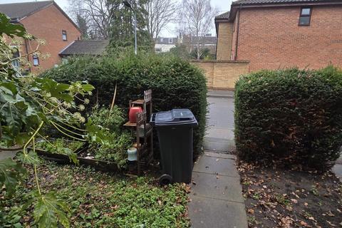 1 bedroom flat to rent, Osprey Close, Snaresbrook, E11