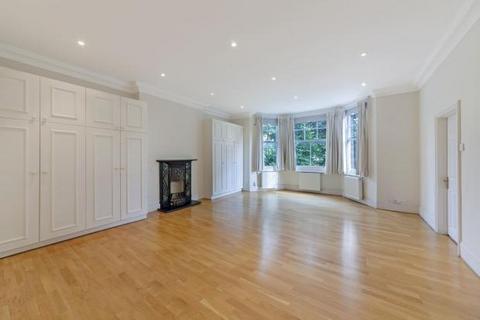 4 bedroom apartment to rent, Compayne Gardens,  Hampstead NW6,  NW6