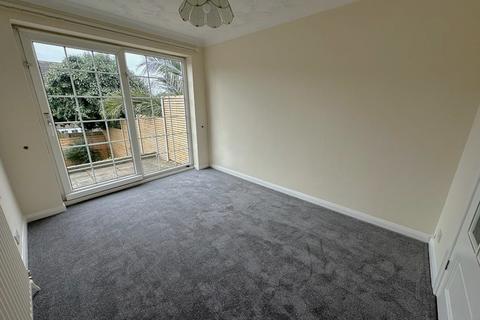 3 bedroom terraced house to rent, Wallington, Fareham  Greenbanks Gardens   UNFURNISHED