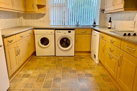 2 bedroom apartment to rent, WINN ROAD, HIGHFIELD SO17
