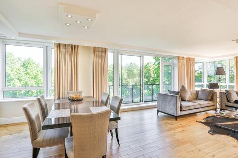 4 bedroom apartment to rent, Hyde Park Gate, Hyde Park SW7