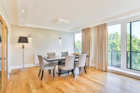 4 bedroom apartment to rent, Hyde Park Gate, Hyde Park SW7