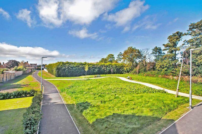 Otters Brook, Cannington 5 bed detached house £495,000