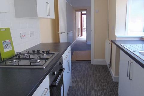 2 bedroom terraced house to rent, Lindley Street, Stoke-On-Trent