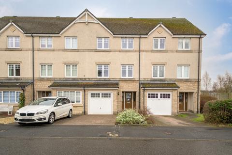 undefined, Blenheim Court, Causewayhead FK9