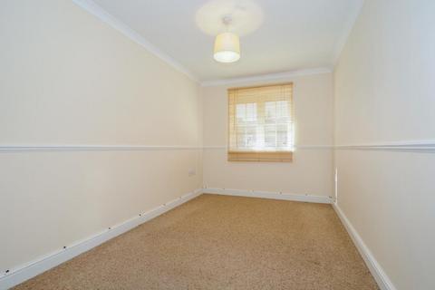 2 bedroom apartment to rent, Hospital Hill,  Chesham,  HP5