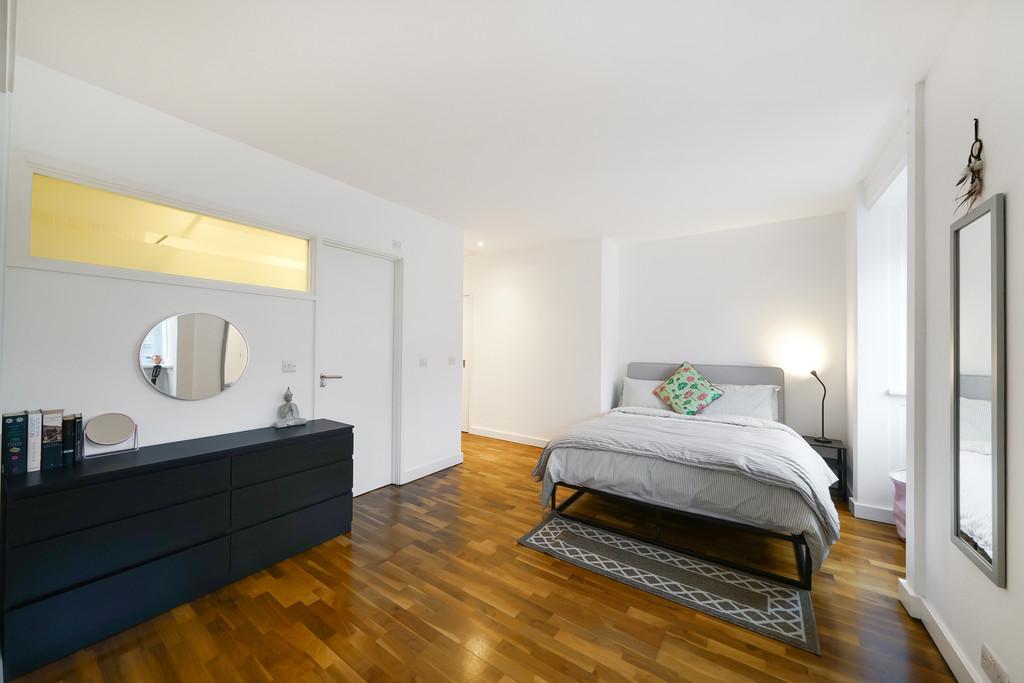 Super Size Bedroom