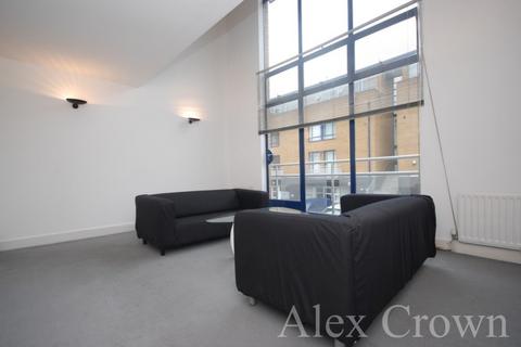 3 bedroom terraced house to rent, Bridge Wharf, 156 Caledonian Road, Kings Cross