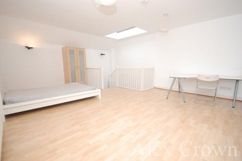 4 bedroom terraced house to rent, Bridge Wharf, Caledonian Road, Kings Cross