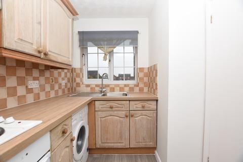 2 bedroom terraced house to rent, CRERAN WALK