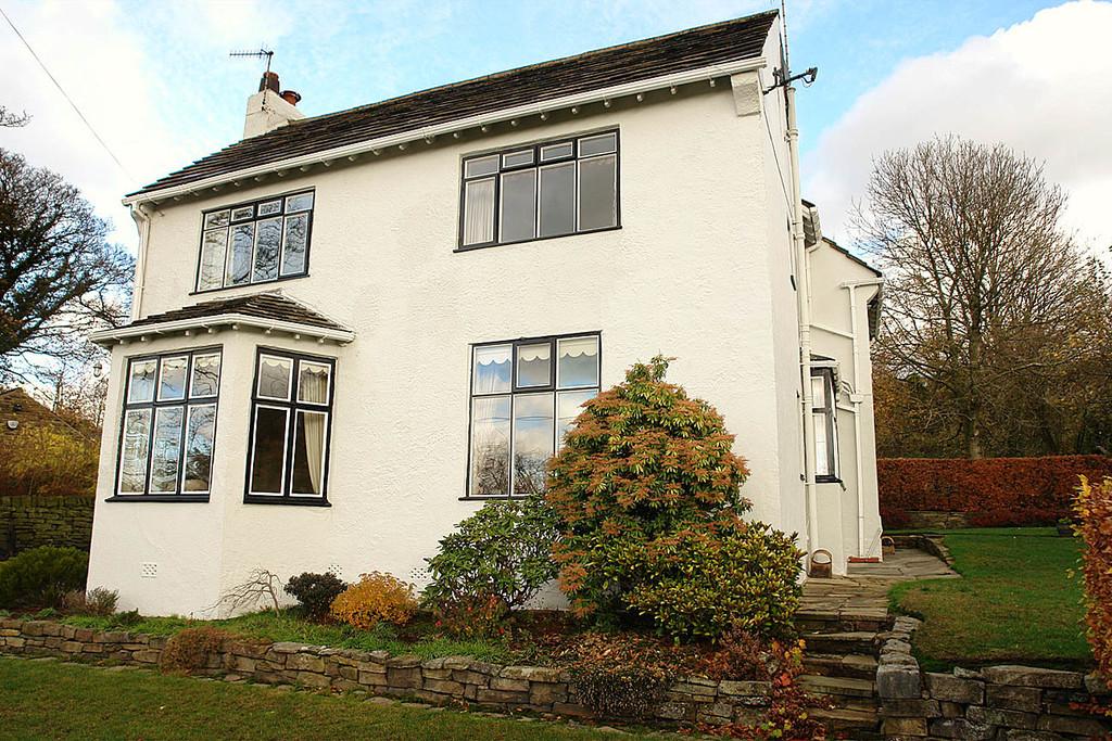 Briarthorpe, Park Lane, Greenfield, Saddleworth 4 bed detached house