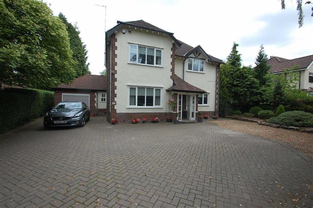 Woodford Road, Woodford, Cheshire 4 bed detached house £699,950