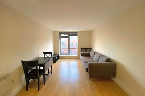 2 bedroom apartment to rent, Ropewalk Court, Upper College St, Nottingham, NG1 5BJ