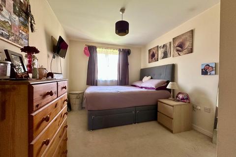 2 bedroom flat for sale, Garstons Way, Alton, Hampshire