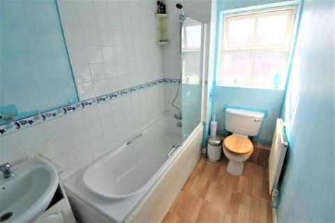 2 bedroom maisonette for sale, Tollgate Drive, Hayes