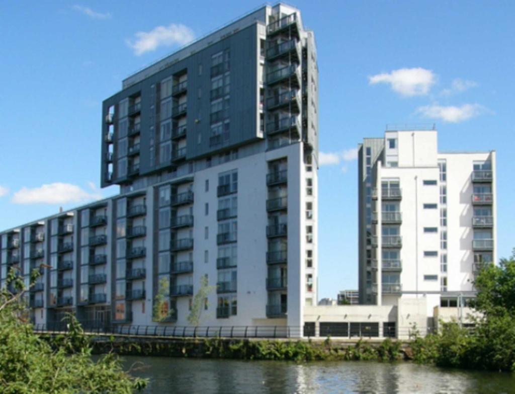 Vie Building 191 Water Street Castlefield Manchester M3 4ja 2 Bed Image 1 Of 17