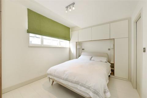 3 bedroom mews to rent, Petersham Mews, South Kensington, London, SW7