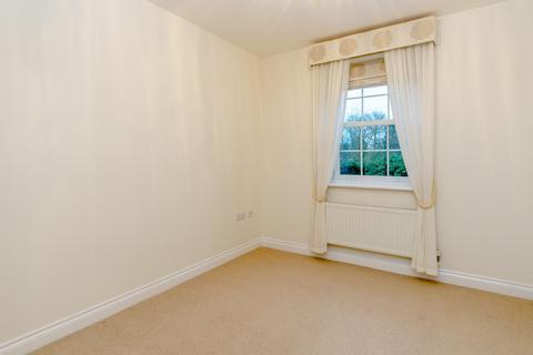 2 bedroom flat to rent, Wilbury Lodge, Dry Arch Road, Sunningdale, Berkshire