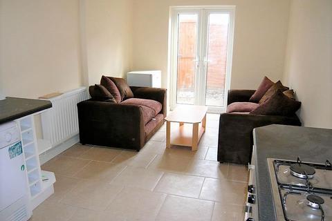 3 bedroom house to rent, North Road, Cathays, Cardiff