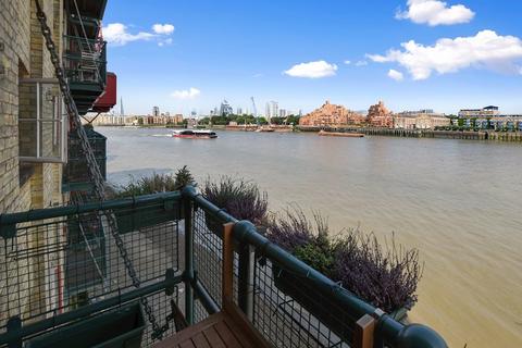 undefined, Globe Wharf, Rotherhithe Street