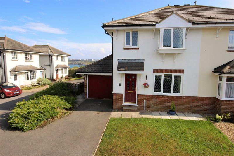 Green Howards Drive, Scarborough 3 bed semidetached house £189,950