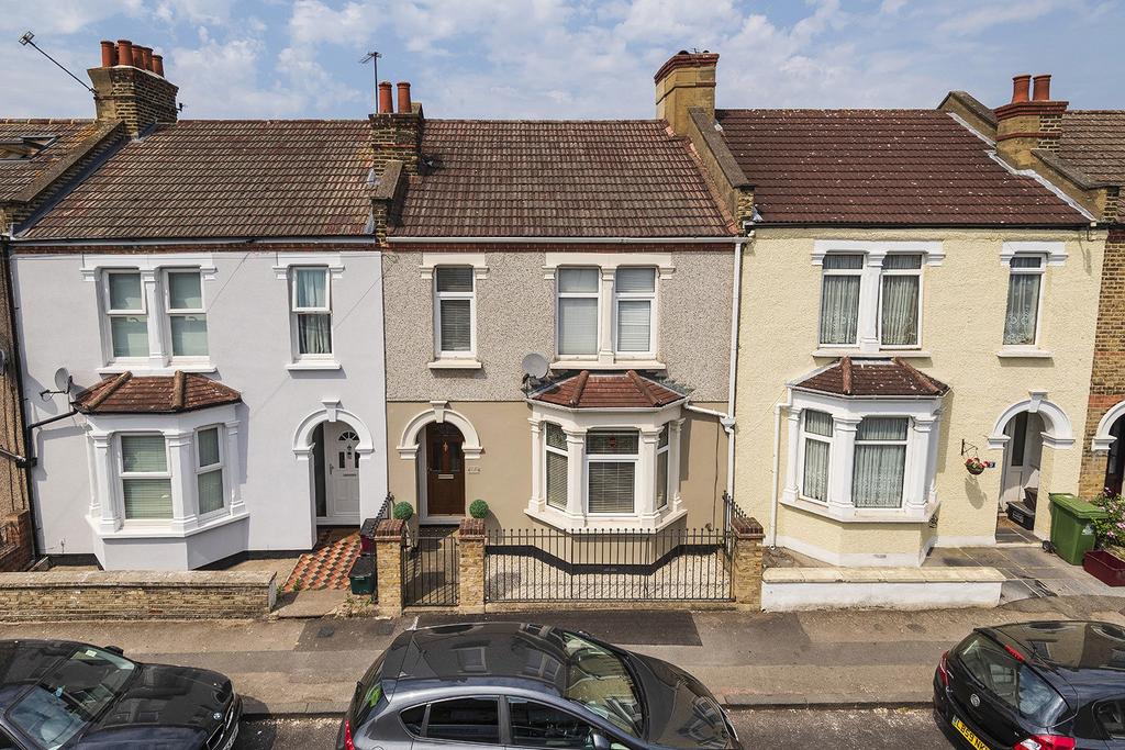 Warwick Road, Welling, Kent, DA16 3 bed terraced house £380,000