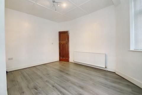 2 bedroom terraced house to rent, Crownhill Road, Woodford Green