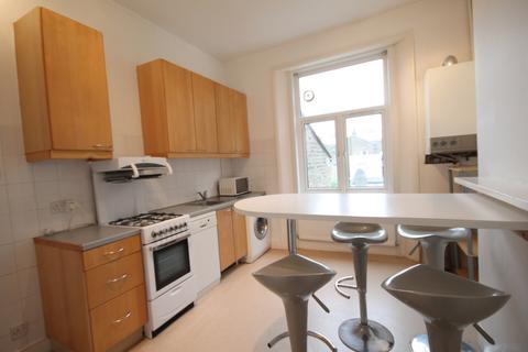 3 bedroom flat to rent, Axminster Road, Islington, N7