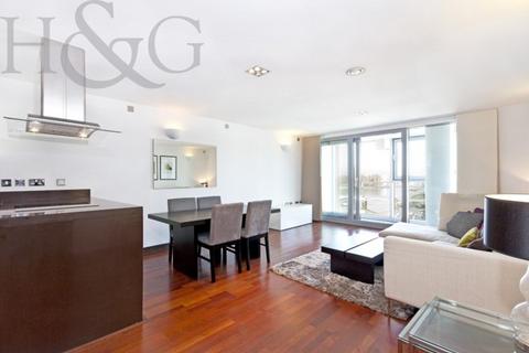 2 bedroom apartment to rent, Altura Tower, Battersea SW11