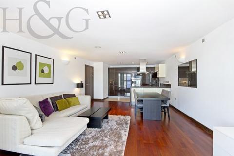 2 bedroom apartment to rent, Altura Tower, Battersea SW11