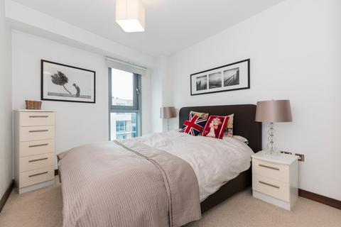 1 bedroom apartment to rent, Vicentia Court, Battersea SW11